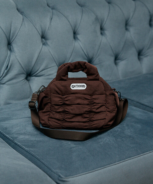 OUTDOOR PRODUCTS(アウトドアプロダクツ)の「【待望の再入荷!】OUTDOOR PRODUCTS × PUBLUX/アウトドアプロダクツ <別注カラーあり> シャーリング ショルダーバッグ 限定展開(ショルダーバッグ・レディース・ブラック/オフホワイト/ブラウン・ONE SIZE)」の12枚目の写真