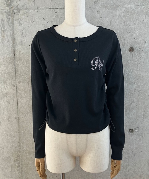 GLAMOROUS JANE(グラマラスジェーン)の「サイドドロストヘンリーネックショート丈ロンT(Tシャツ/カットソー・レディース・レッド/ブラック/グレー/オフホワイト・FREE)」の7枚目の写真