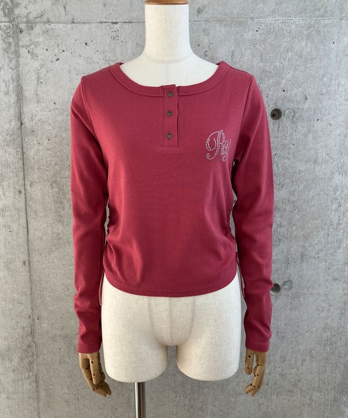 GLAMOROUS JANE(グラマラスジェーン)の「サイドドロストヘンリーネックショート丈ロンT(Tシャツ/カットソー・レディース・レッド/ブラック/グレー/オフホワイト・FREE)」の17枚目の写真