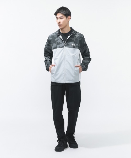 UNDER ARMOUR（アンダーアーマー）の「アンダーアーマー  UAメッシュ ライナー ノベルティ ジャケット（ナイロンジャケット・メンズ・サンドグレー/チャコールグレー・3L/LL/L/M/S）」の6枚目の写真