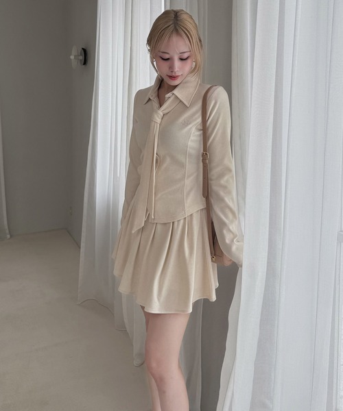 ROYAL PARTY（ロイヤルパーティー）の「プリーツフレアミニスカート（スカート・レディース・ブラック/グレー/オフホワイト・FREE）」の2枚目の写真