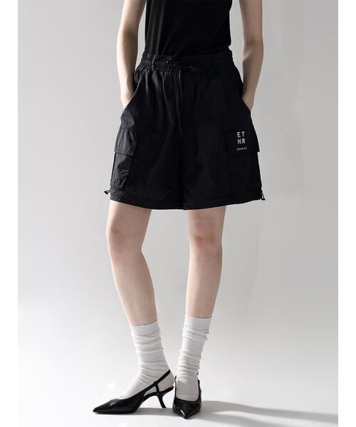 :ETHROF(イーサオブ)の「NYLON DROST SHORTS(その他パンツ・レディース・ネイビー/ロイヤルブルー/ブラック・MEDIUM)」の1枚目の写真
