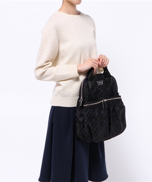 russet for traveller(ラシット フォー トラベラー)の「フロントポケットトートバッグ【Tote】(バックパック/リュック・レディース・ネイビー・FREE)」の11枚目の写真