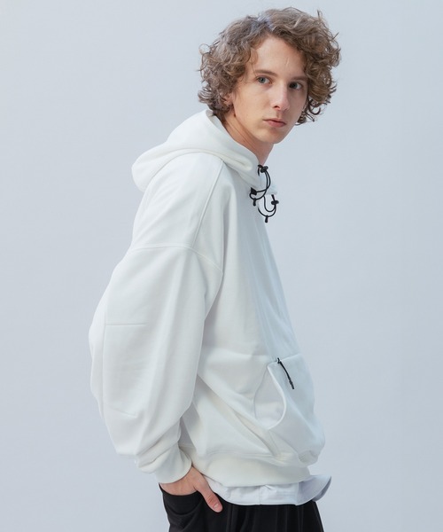 +phenix（プラスフェニックス）の「+phenix(プラスフェニックス) TECH SWEAT HOODIE / テック スウェット フーディー（パーカー・メンズ・ブラック/ホワイト/チャコール・XL/L/M）」の6枚目の写真