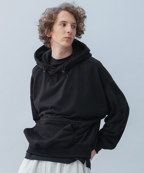 +phenix（プラスフェニックス）の「+phenix(プラスフェニックス) TECH SWEAT HOODIE / テック スウェット フーディー（パーカー・メンズ・ブラック/ホワイト/チャコール・XL/L/M）」の16枚目の写真