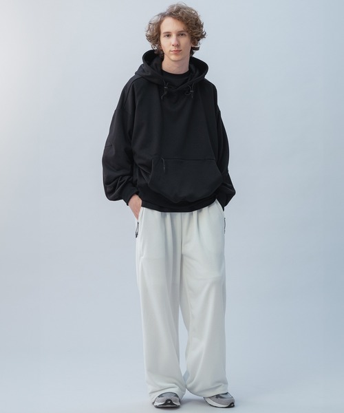 +phenix（プラスフェニックス）の「+phenix(プラスフェニックス) TECH SWEAT HOODIE / テック スウェット フーディー（パーカー・メンズ・ブラック/ホワイト/チャコール・XL/L/M）」の19枚目の写真