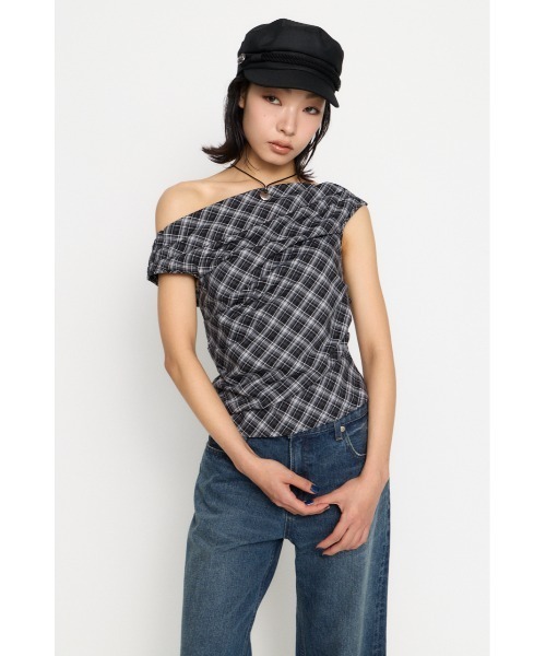 LAGUA GEM(ラグアジェム)の「NECK LOOSEY CHECK トップス(Tシャツ/カットソー・レディース・レッド/ネイビー/ブラック・FREE)」の9枚目の写真
