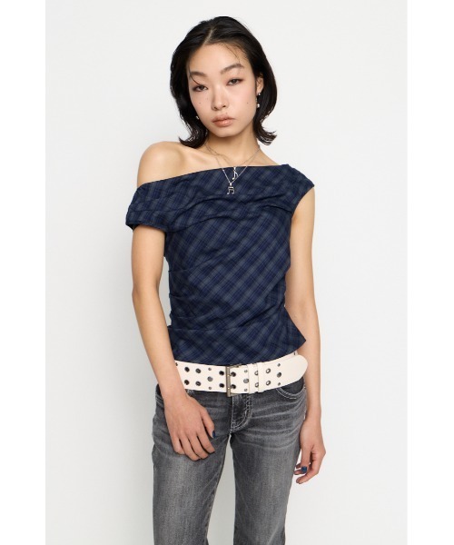 LAGUA GEM(ラグアジェム)の「NECK LOOSEY CHECK トップス(Tシャツ/カットソー・レディース・レッド/ネイビー/ブラック・FREE)」の19枚目の写真