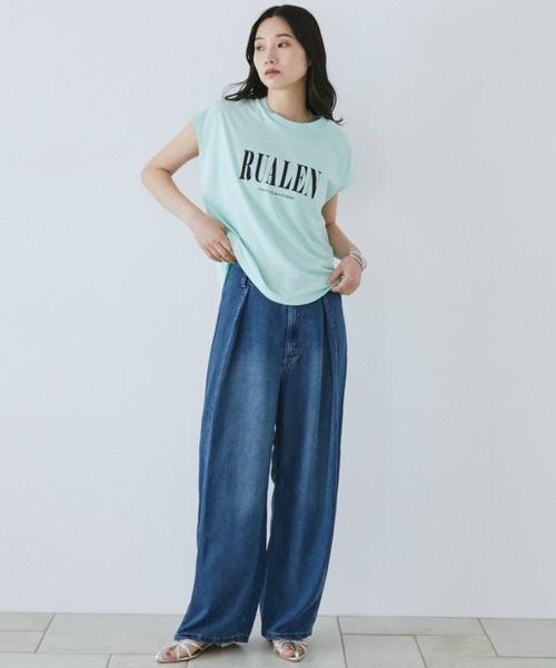 Doux archives(ドゥアルシーヴ)の「コットンリネンワイドデニムパンツ(デニムパンツ・レディース・ブルー/ネイビー・SMALL/MEDIUM)」の4枚目の写真