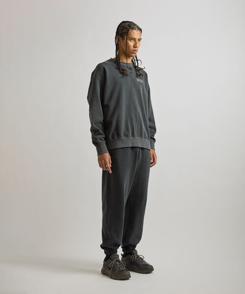 Saturdays NYC(サタデーズ ニューヨークシティ )の「Ari Relaxed Ozone Washed Sweatshirt(スウェット・メンズ・ネイビー/スミクロ・L/S/M/XL)」の8枚目の写真