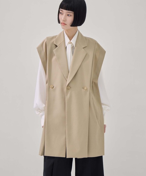 UJOH(ウジョー)の「【UJOH/ウジョー】別注 TAILORED VEST/テイラードベスト(ベスト・レディース・ベージュ/ブラック・2)」の11枚目の写真