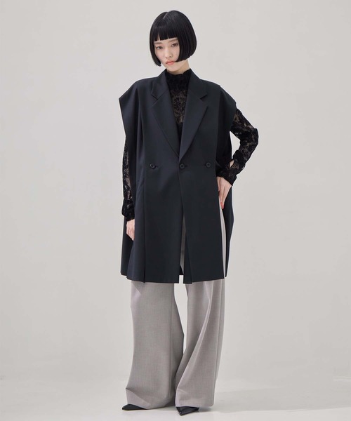 UJOH(ウジョー)の「【UJOH/ウジョー】別注 TAILORED VEST/テイラードベスト(ベスト・レディース・ベージュ/ブラック・2)」の16枚目の写真