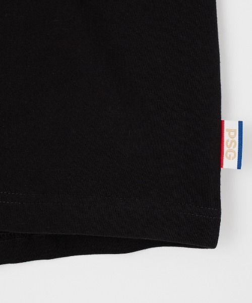 PARIS SAINT-GERMAIN（パリサンジェルマン）の「[PARIS SAINT-GERMAIN/パリ・サン＝ジェルマン] PARISロゴ ラバープリント ショートスリーブTシャツ（Tシャツ/カットソー・メンズ・ブラック/ホワイト・XL/L/M）」の7枚目の写真