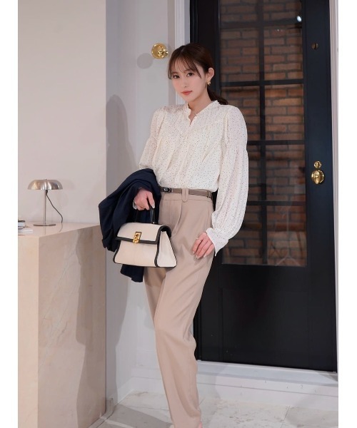 Her lip to（ハーリップトゥー）の「Twill Tapered Pants（その他パンツ・レディース・ベージュ/オフホワイト/ダークネイビー・S/M）」の12枚目の写真