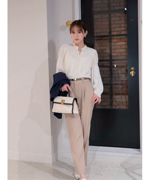 Her lip to（ハーリップトゥー）の「Twill Tapered Pants（その他パンツ・レディース・ベージュ/オフホワイト/ダークネイビー・S/M）」の10枚目の写真
