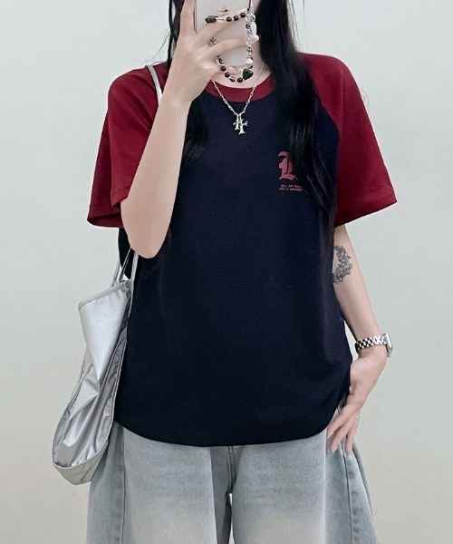 Emilie(エミリー)の「配色ラグラン半袖Tシャツ(Tシャツ/カットソー・レディース・ネイビー/ライトグレー/オートミール・FREE)」の1枚目の写真