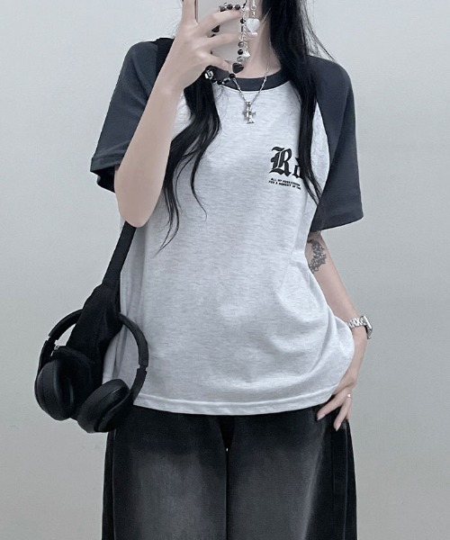 Emilie(エミリー)の「配色ラグラン半袖Tシャツ(Tシャツ/カットソー・レディース・ネイビー/ライトグレー/オートミール・FREE)」の13枚目の写真