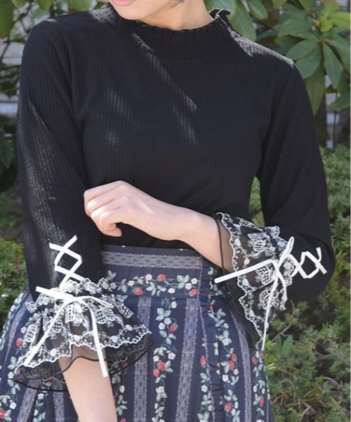 axes femme(アクシーズファム)の「苺チュールレース七分袖PO(Tシャツ/カットソー・レディース・キナリ/レッド/ブラック・FREE)」の2枚目の写真