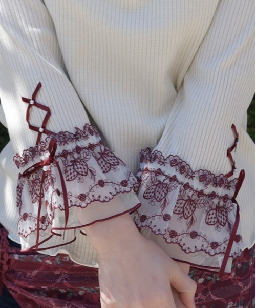 axes femme(アクシーズファム)の「苺チュールレース七分袖PO(Tシャツ/カットソー・レディース・キナリ/レッド/ブラック・FREE)」の10枚目の写真