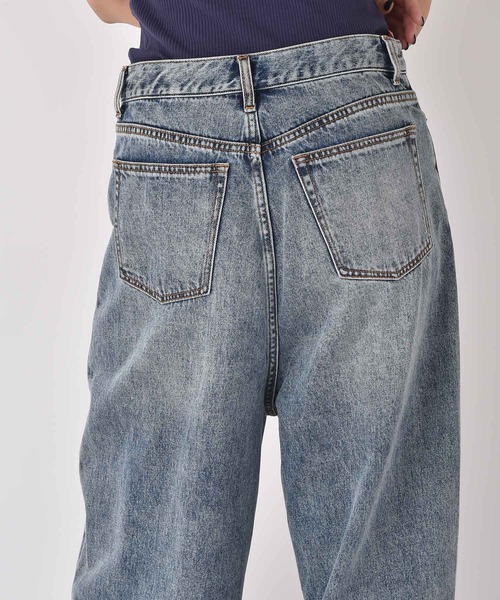 AKTE（アクテ）の「ルーズフィットデニムパンツ（デニムパンツ・レディース・ブルー・2T/2/1）」の4枚目の写真