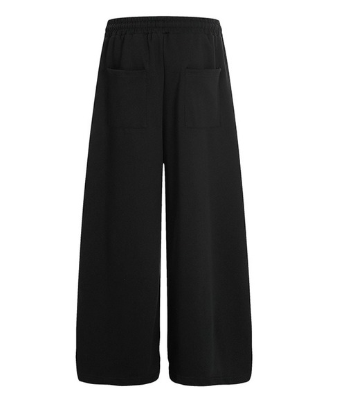 mushwear(マッシュウェア)の「スタッズクロスデザインスウェットパンツ(スウェットパンツ・メンズ・ブラック・SMALL/MEDIUM/LARGE/X-LARGE)」の6枚目の写真