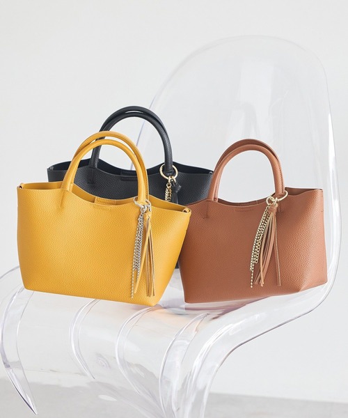 earth music&ecology（アースミュージックアンドエコロジー）の「【軽量】チャーム付きミニトートバッグ（トートバッグ・レディース・イエロー/ブラック/キャメル・FREE）」の8枚目の写真