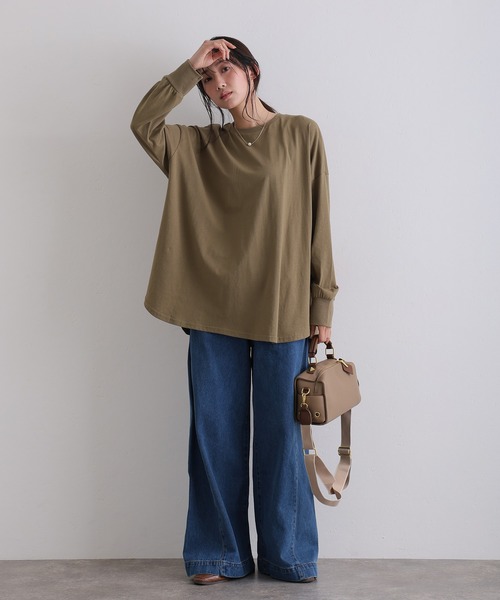 ElegChic(エレグシック)の「オーバーサイズ裾ラウンドカットソー(Tシャツ/カットソー・レディース・ブラック/モカ/カーキ/チャコール/オフホワイト・4L/XL/M)」の17枚目の写真