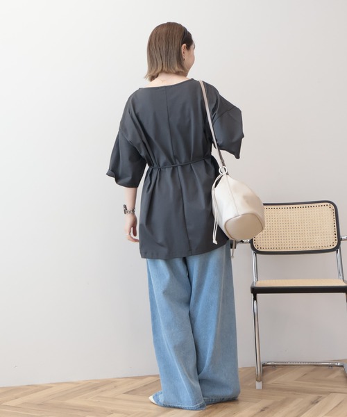 AMERICAN HOLIC(アメリカンホリック)の「【接触冷感・2WAY】バックタックチュニック(Tシャツ/カットソー・レディース・チャコールグレー/オフホワイト/ミント/オレンジ・FREE)」の5枚目の写真