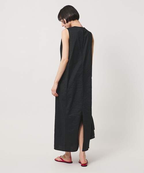 UNITED ARROWS（ユナイテッドアローズ）の「シアー レイヤード ノースリーブ ワンピース（ワンピース・レディース・ホワイト/ブラック・38/36）」の4枚目の写真