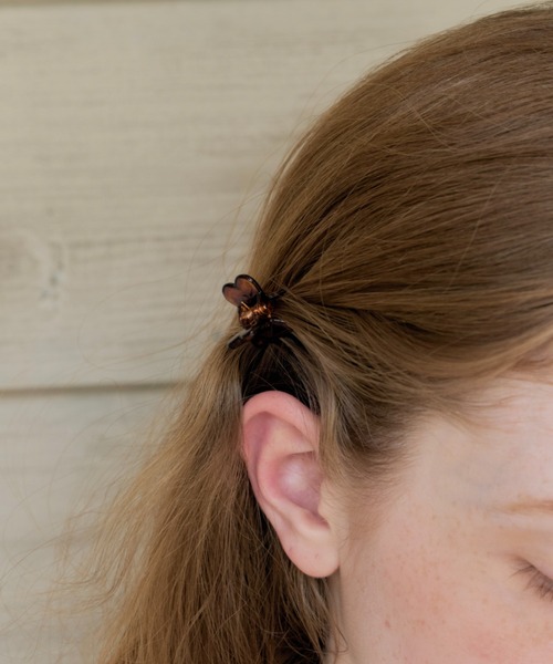 GIUNON(ジウノン)の「mini heart hair crip (2set) / ミニハートヘアクリップ(2set)(バレッタ/ヘアクリップ・レディース・ブラウン/ブラック・FREE)」の11枚目の写真