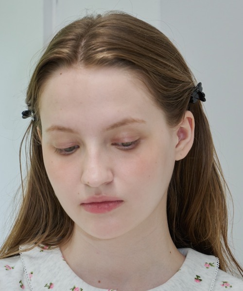 GIUNON(ジウノン)の「mini heart hair crip (2set) / ミニハートヘアクリップ(2set)(バレッタ/ヘアクリップ・レディース・ブラウン/ブラック・FREE)」の14枚目の写真