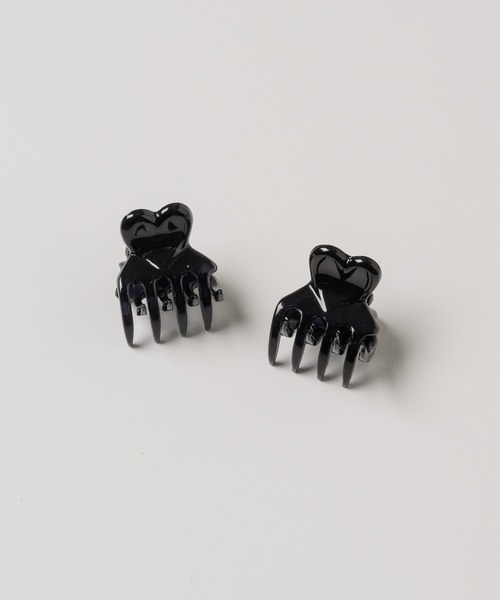 GIUNON(ジウノン)の「mini heart hair crip (2set) / ミニハートヘアクリップ(2set)(バレッタ/ヘアクリップ・レディース・ブラウン/ブラック・FREE)」の3枚目の写真