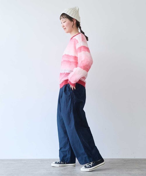 bulle de savon(ビュルデサボン)の「ナイロン/モへヤ/ウール gradient 透かし編みプルオーバー(ニット/セーター・レディース・ブルー/ピンク/チャコールグレー・FREE)」の9枚目の写真