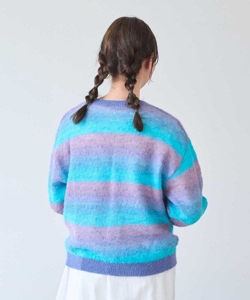 bulle de savon(ビュルデサボン)の「ナイロン/モへヤ/ウール gradient 透かし編みプルオーバー(ニット/セーター・レディース・ブルー/ピンク/チャコールグレー・FREE)」の18枚目の写真