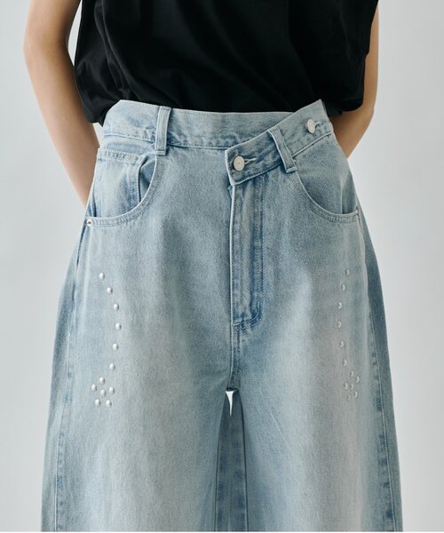goocy（グーシー）の「スタッズアシメカーブデニム（デニムパンツ・レディース・ブルー系その他/グレー・SMALL/MEDIUM）」の2枚目の写真