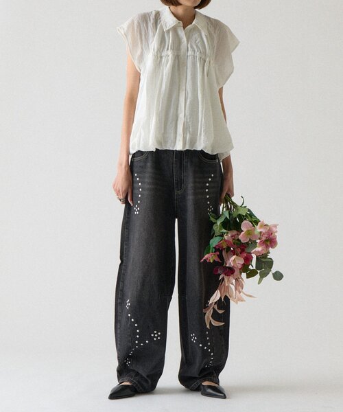 goocy（グーシー）の「スタッズアシメカーブデニム（デニムパンツ・レディース・ブルー系その他/グレー・SMALL/MEDIUM）」の6枚目の写真