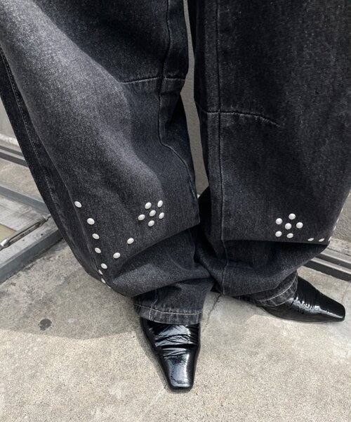 goocy（グーシー）の「スタッズアシメカーブデニム（デニムパンツ・レディース・ブルー系その他/グレー・SMALL/MEDIUM）」の13枚目の写真