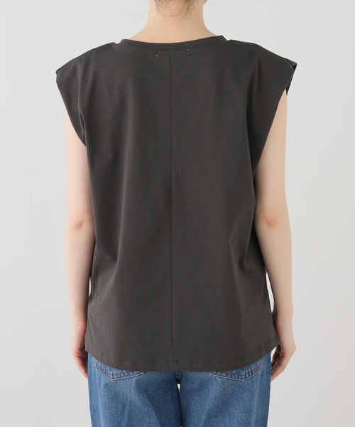 B.C STOCK(ベーセーストック)の「《追加》手洗い可 / 3D箔プリントTEE(Tシャツ/カットソー・レディース・アイボリー/チャコールグレー/ウッド・FREE)」の13枚目の写真