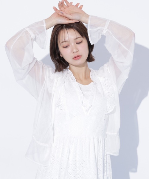 JILL by JILL STUART(ジルバイジルスチュアート)の「シアーパーカー(パーカー・レディース・ブラック/ホワイト/グレー・FREE)」の9枚目の写真