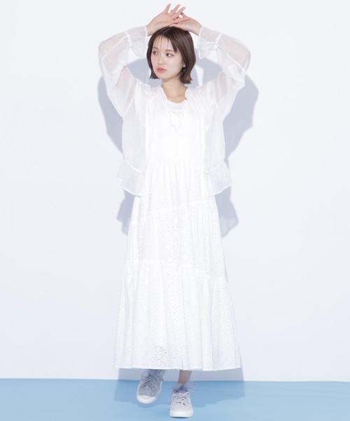 JILL by JILL STUART(ジルバイジルスチュアート)の「シアーパーカー(パーカー・レディース・ブラック/ホワイト/グレー・FREE)」の12枚目の写真