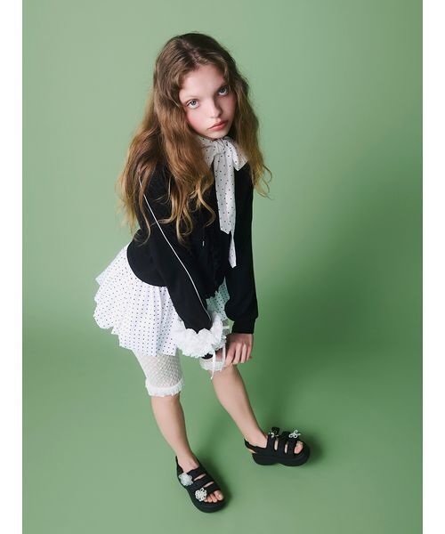 FURFUR(ファーファー)の「【LUMISHADE】UVカットフリルパーカー〈接触冷感〉(パーカー・レディース・ホワイト/ライトブルー/ブラック・F)」の7枚目の写真