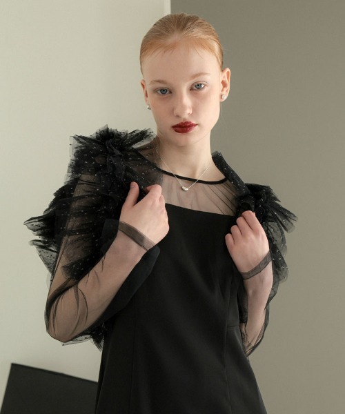 DONOBAN（ドノバン）の「【ANDRESD】volume ruffle layer dress 結婚式 パーティードレス オケージョンドレス お呼ばれ 二次会 成人式 同窓会（ドレス・レディース・ブラック/ブラウン/ベージュ×ブラック/チャコール・S/M/L）」の6枚目の写真