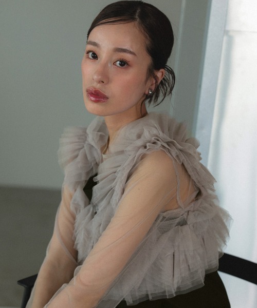 DONOBAN（ドノバン）の「【ANDRESD】volume ruffle layer dress 結婚式 パーティードレス オケージョンドレス お呼ばれ 二次会 成人式 同窓会（ドレス・レディース・ブラック/ブラウン/ベージュ×ブラック/チャコール・S/M/L）」の11枚目の写真
