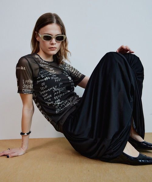 MAISON SPECIAL（メゾンスペシャル）の「Hand Logo Mesh T-Shirt/ハンドロゴメッシュTシャツ（Tシャツ/カットソー・レディース・ブラック/ホワイト/レッド・FREE）」の3枚目の写真