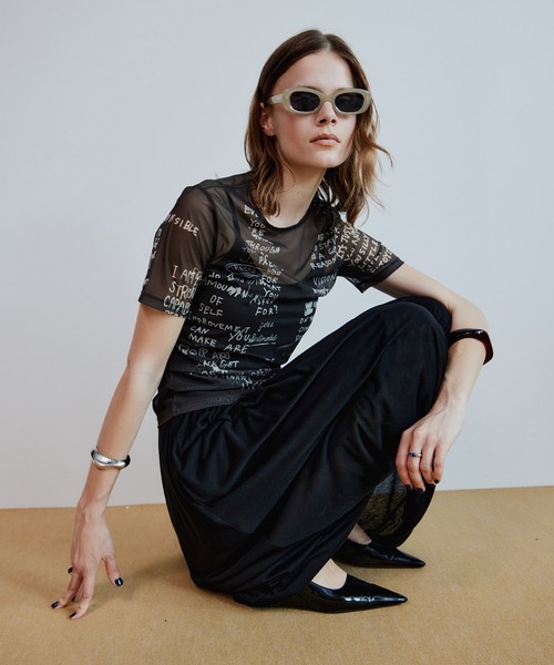 MAISON SPECIAL（メゾンスペシャル）の「Hand Logo Mesh T-Shirt/ハンドロゴメッシュTシャツ（Tシャツ/カットソー・レディース・ブラック/ホワイト/レッド・FREE）」の8枚目の写真