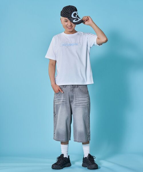 SEQUENZ(シークエンズ)の「※WEB限定 / ユニセックス / 星モチーフ半袖Tシャツ / sqnz star newlogo tee(Tシャツ/カットソー・メンズ・ベージュ系その他2/その他5/ネイビー/ピンク系その他/ホワイト・LARGE/SMALL/MEDIUM)」の10枚目の写真