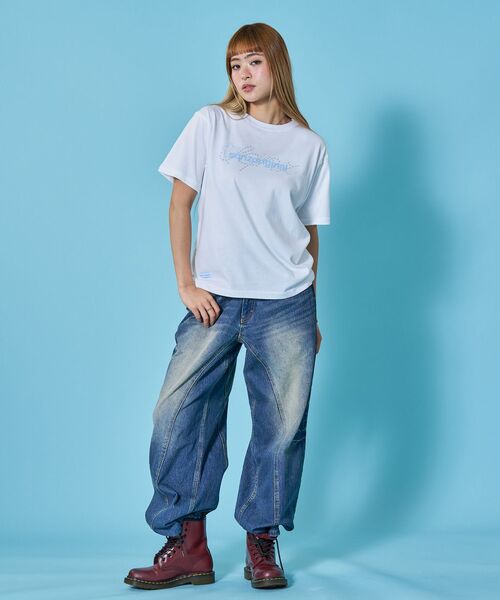 SEQUENZ(シークエンズ)の「※WEB限定 / ユニセックス / 星モチーフ半袖Tシャツ / sqnz star newlogo tee(Tシャツ/カットソー・メンズ・ベージュ系その他2/その他5/ネイビー/ピンク系その他/ホワイト・LARGE/SMALL/MEDIUM)」の17枚目の写真