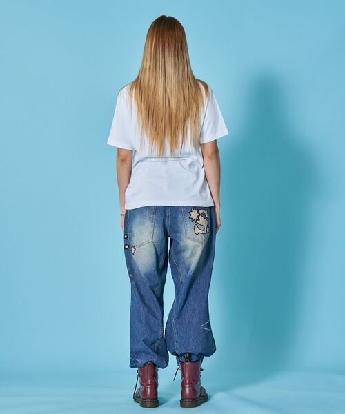 SEQUENZ(シークエンズ)の「※WEB限定 / ユニセックス / 星モチーフ半袖Tシャツ / sqnz star newlogo tee(Tシャツ/カットソー・メンズ・ベージュ系その他2/その他5/ネイビー/ピンク系その他/ホワイト・LARGE/SMALL/MEDIUM)」の19枚目の写真
