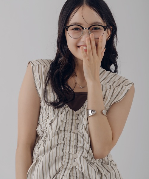 MUHET(ミュエータ)の「sleeveless shirred blouse / ノースリーブシャーリングブラウス(シャツ/ブラウス・レディース・オフホワイト/ブルー/ピンク・FREE)」の8枚目の写真