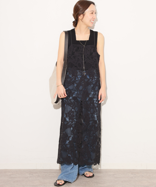 JOURNAL STANDARD relume(ジャーナルスタンダード レリューム)の「《WEB限定追加》スカラレースキャミワンピース(ワンピース・レディース・ブラック/アイボリー・FREE)」の2枚目の写真
